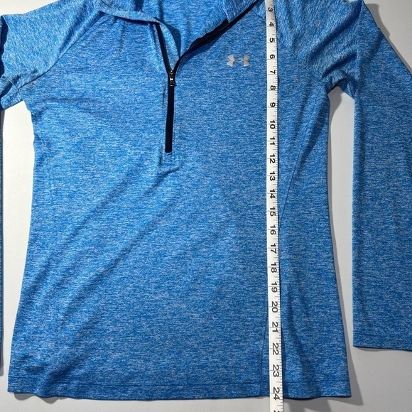 Under Armour Blue Loose Fit Pullover Top Womens size Medium - Picture 4 of 6